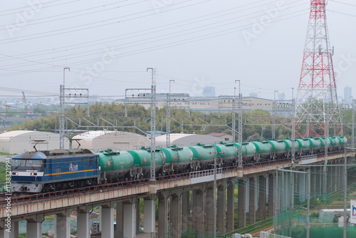 EF210-327号機牽引の石油輸送列車_2022/4/16撮影