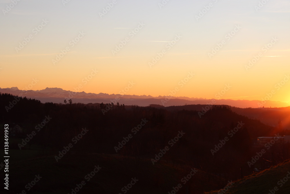 Obraz premium sunset in the mountains