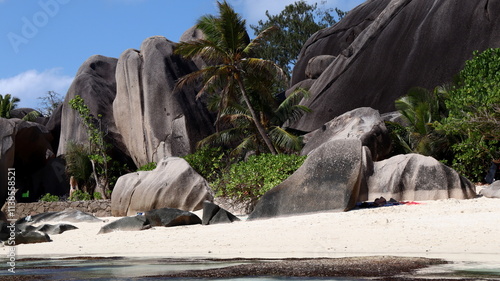 Seszele Seychelles krajobrazy plaże ocean photo