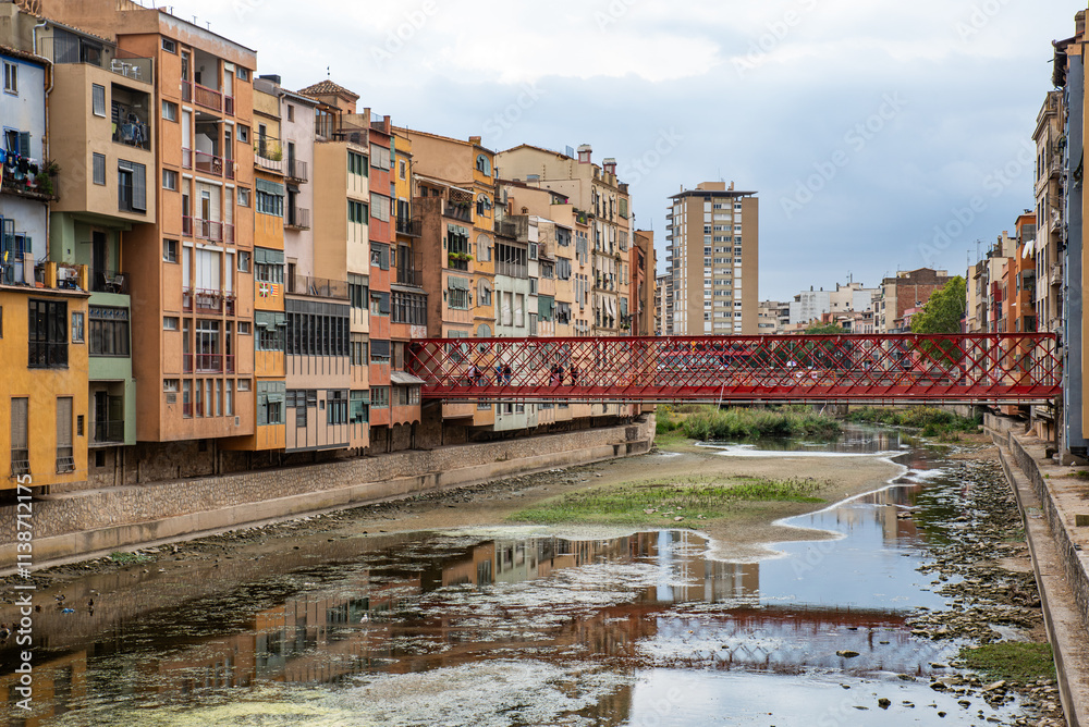 Obraz premium Pont de les Peixateries Velles (Eiffel Bridge), Girona, Catalonia. Spain.