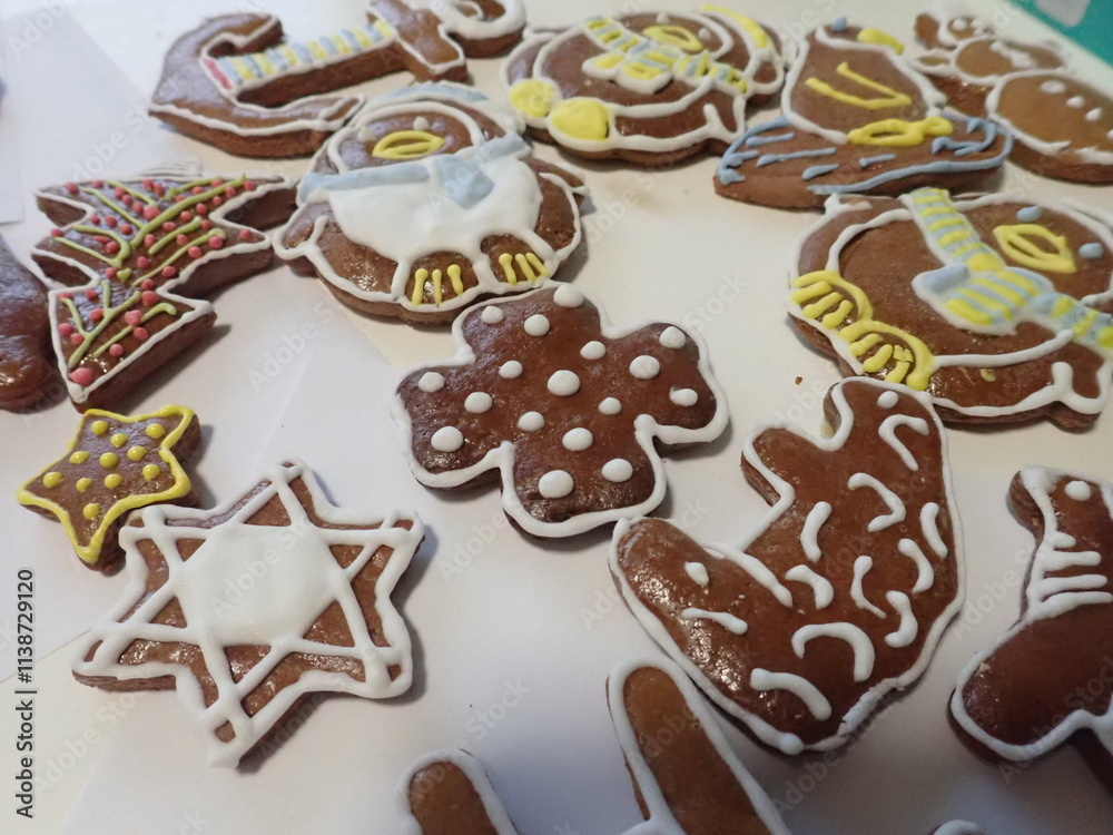 traditional christmass gingerbreads in various shapes traditional christmass gingerbreads in various shapes