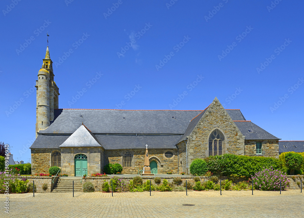 Eglise Saint Pierre, Pleudaniel. The church is located in the commune of Pleudaniel, in the Côtes-d'Armor department, in the Brittany region, France
