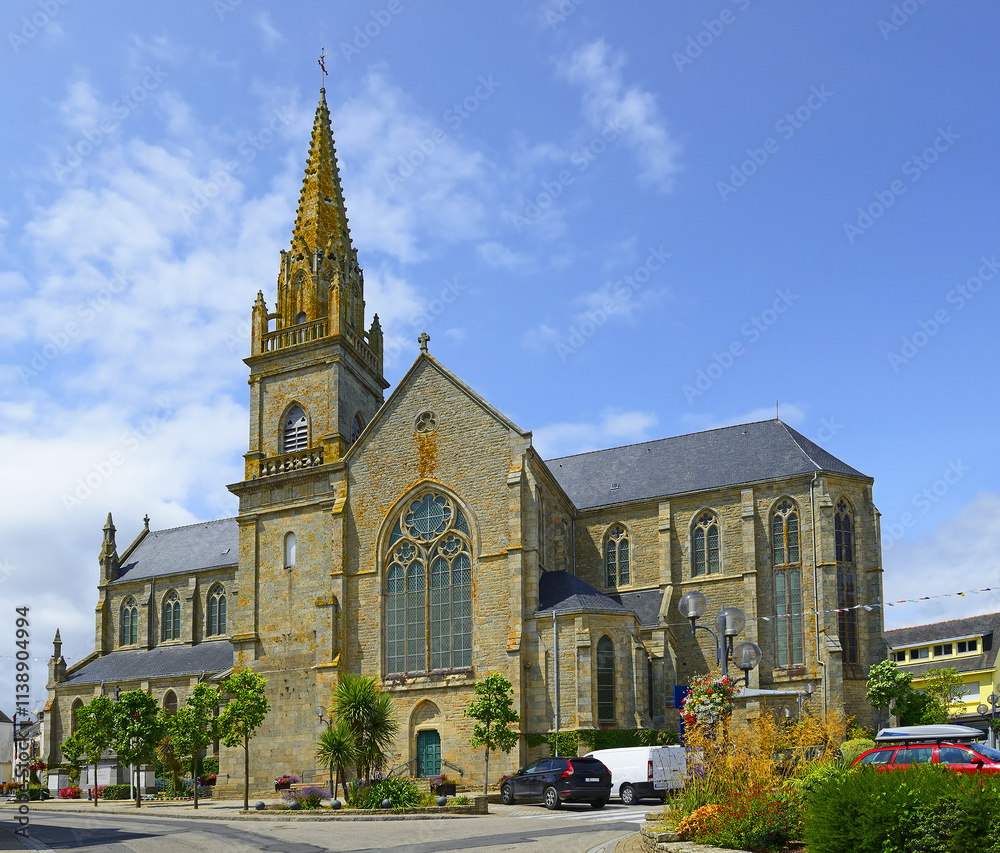 The parish church of Notre-Dame-de-Grace of Plouhinec. Plouhinec (Breton: Pleheneg) is a commune in the Morbihan department of Brittany in north-western France.
