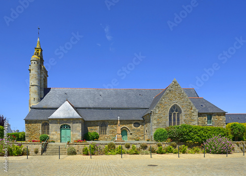 Obraz na płótnie Eglise Saint Pierre, Pleudaniel. The church is located in the commune of Pleudaniel, in the Côtes-d'Armor department, in the Brittany region, France w salonie