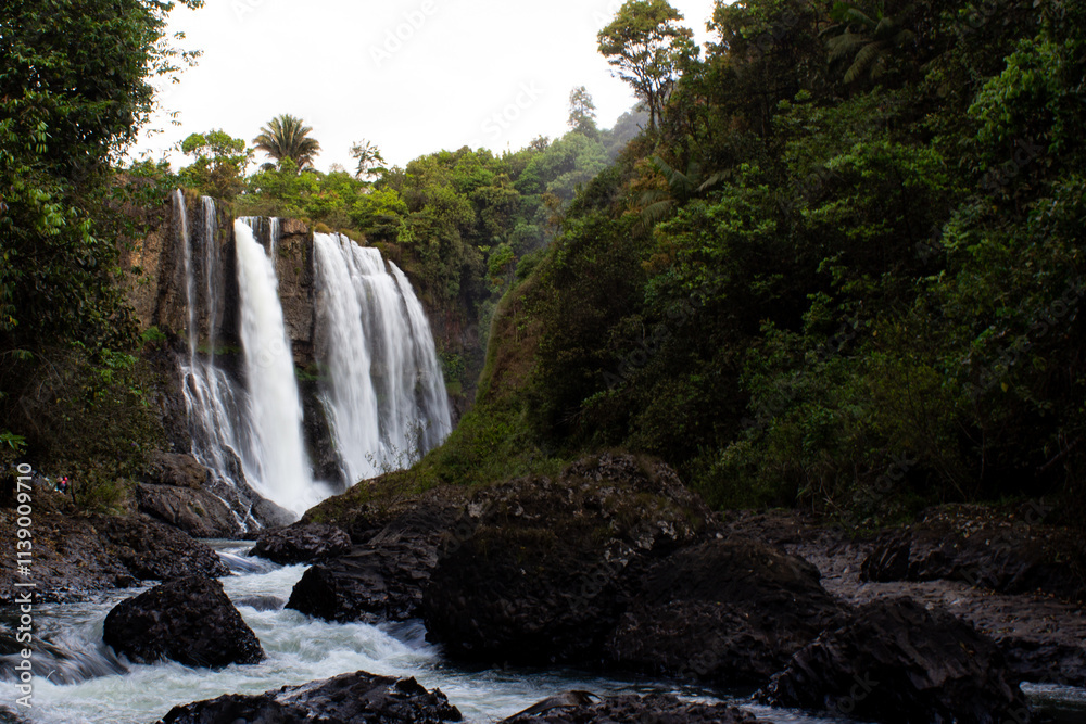 Fototapeta premium waterfall in Minas Gerais - Brazil