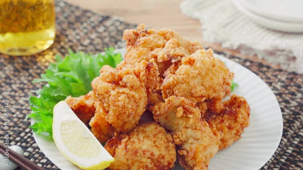 とりの唐揚げ とりの唐揚げ
