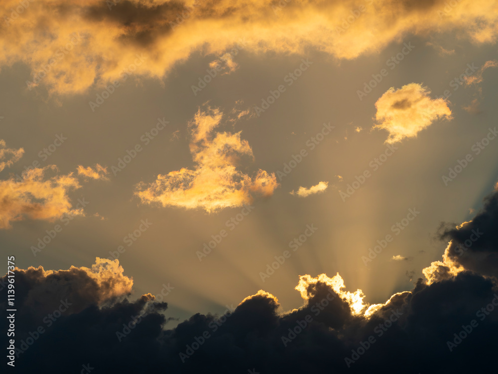 Fototapeta premium 朝焼けの空と雲