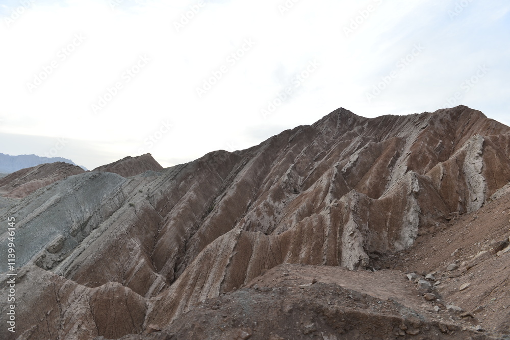 Obraz premium Geomorphic Scenery Desert in Xinjiang, China