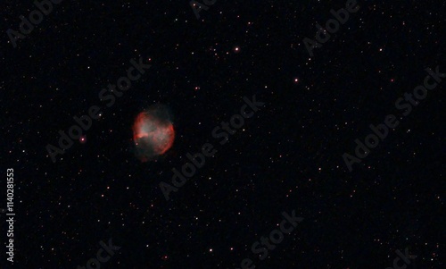 dumbbell nebula in the dark , m 27