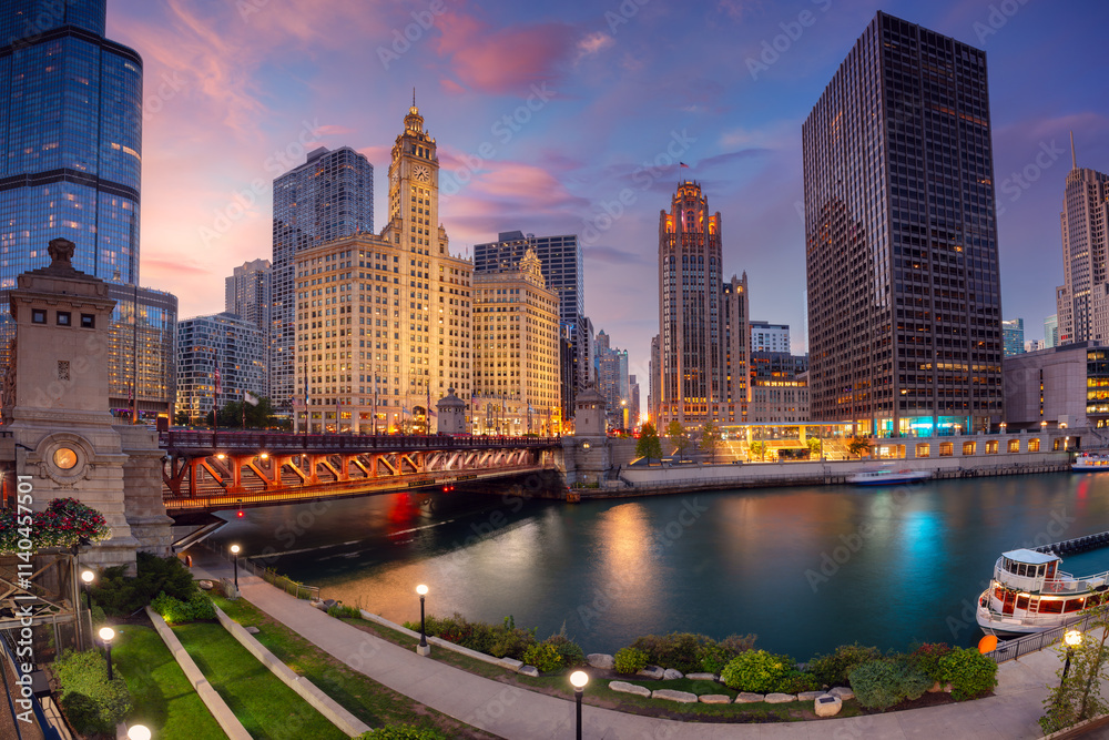 Chicago, Illinois, USA. Cityscape image of Chicago skyline at beautiful spring sunset.