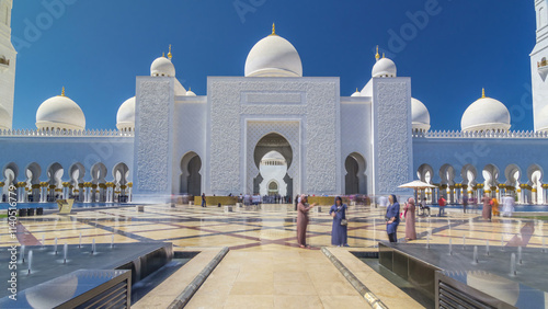 Fotografie Sheikh Zayed Grand Mosque timelapse hyperlapse in Abu Dhabi, the capital city of