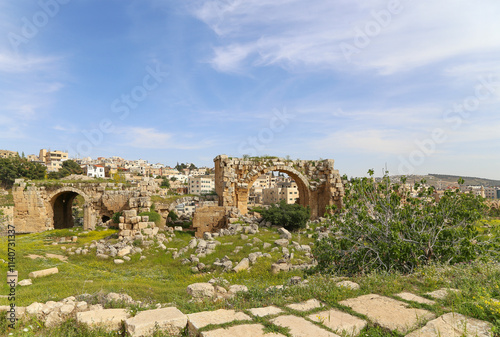 Roman ruins in the Jordanian city of Jerash (Gerasa of Antiquity), capital and largest city of Jerash Governorate, Jordan #1140731337