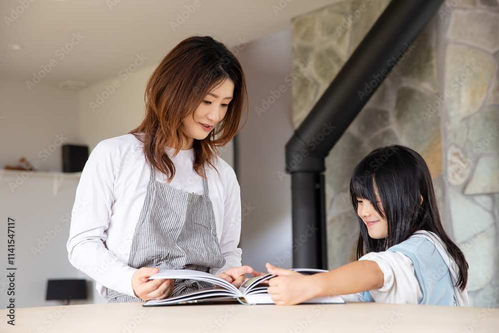本を読む親子・reading 本を読む親子・reading