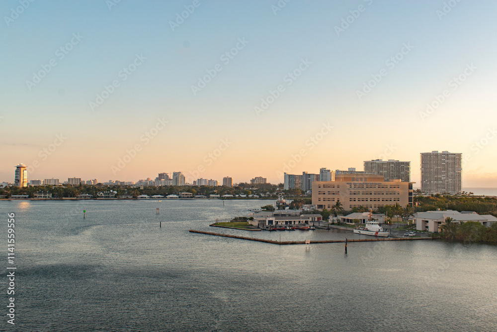 Naklejka premium Coastline Sunset 3