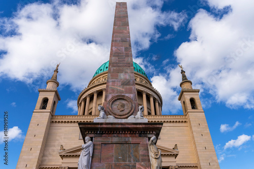 Obraz na płótnie Obelisk am Alten Markt in Potsdam, Brandenburg, Deutschland w salonie