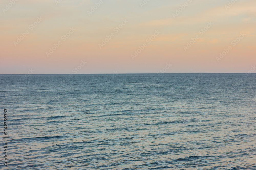 Fototapeta premium sunset over the sea