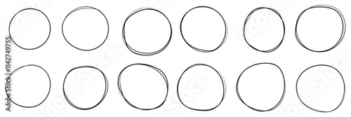 Circle line sketch icon in hand drawn style. Circular scribble doodle vector illustration on isolated background. Pencil or pen bubble sign business concept.