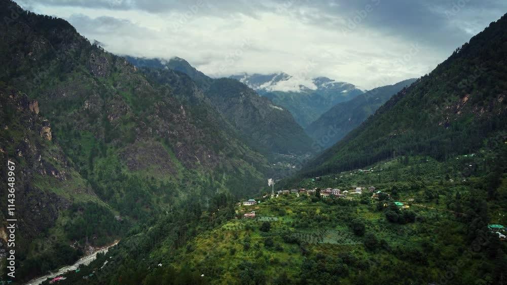 Beautiful drone shot of mountains of parvati valley in Himachal Pradesh, India Beautiful drone shot of mountains of parvati valley in Himachal Pradesh, India