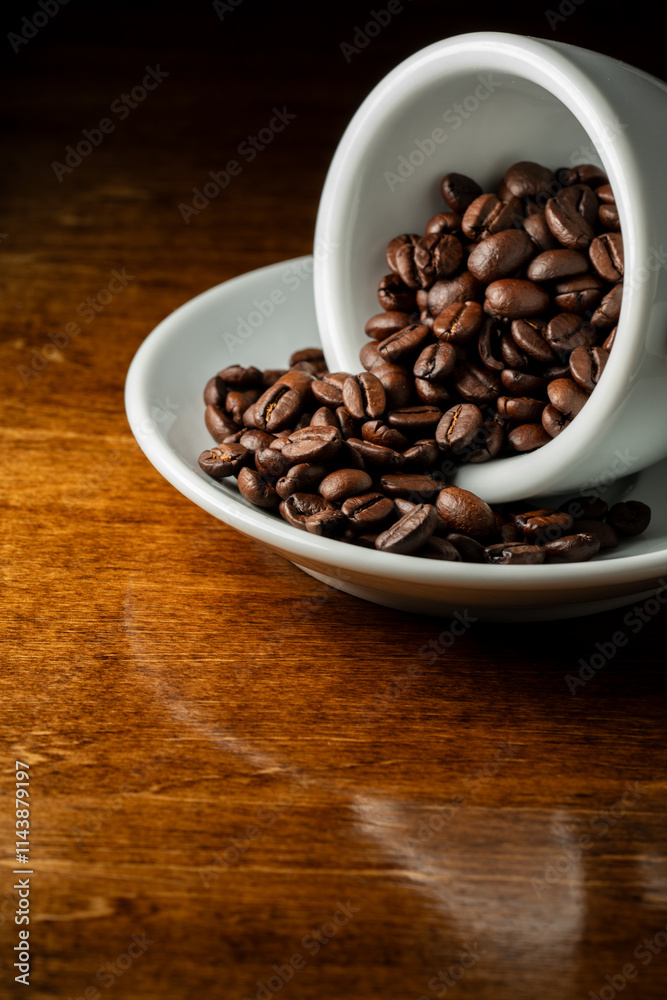 Fototapeta premium Roasted coffee beans