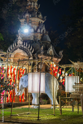 Obraz na płótnie the Beautiful Colorful Lanna lamp paper lantern background pattern Loi Krathong or Yi Peng Festival are northern thai style lanterns at Wat Lok Moli in Chiang Mai Thailand. w salonie
