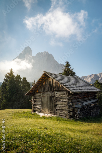 Obraz na płótnie The Dolomites Mountains in Northern Italy w salonie