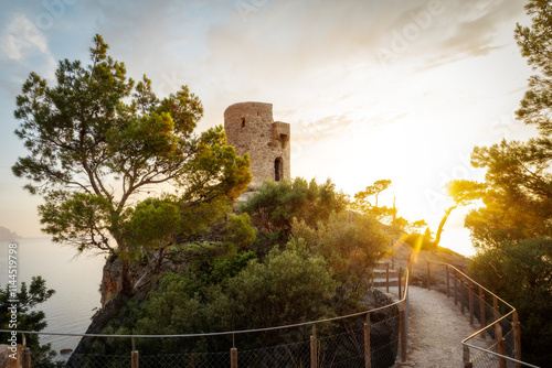Obraz na płótnie Verger Tower on the Majorca Coastline Spain w salonie