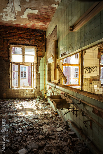 Obraz na płótnie Heilstätten Belitz in Berlin, Germany, April 2023 w salonie