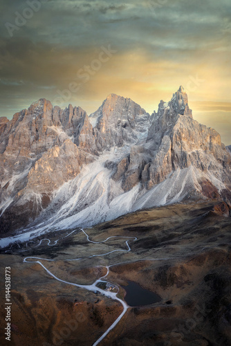 Obraz na płótnie Passo Rolle in the Dolomites, Italy w salonie