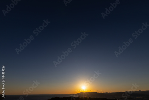 日本平夢テラスからの大きな夕陽 photo