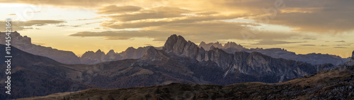 Obraz na płótnie The Dolomites Mountains in Northern Italy w salonie
