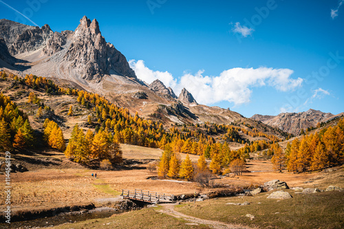  Vallée de la Clarée à l'automne, Hautes Alpes, France