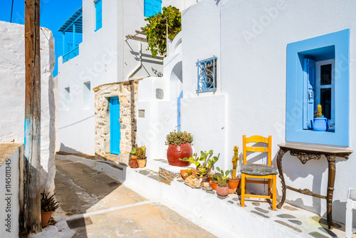 Obraz na płótnie Narrow alley in Tholaria village with typical Greek architecture, Amorgos island, Cyclades, Greece w salonie