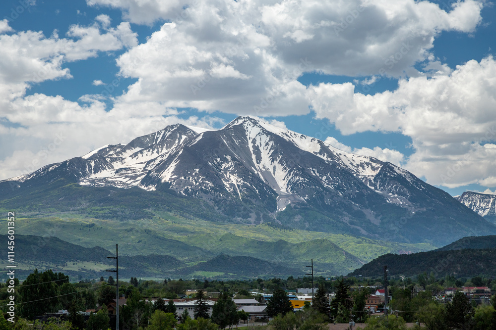 Scenic view of a snow-capped Mt Sopris in Colorado