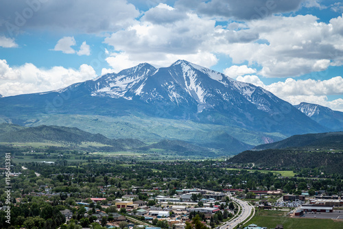 Obraz na płótnie Majestic Mt Sopris over Carbondale, Colorado w salonie