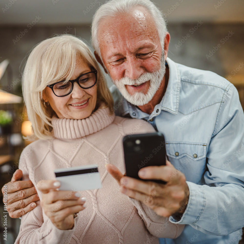 senior husband and wife buy online on cellphone with credit card senior husband and wife buy online on cellphone with credit card