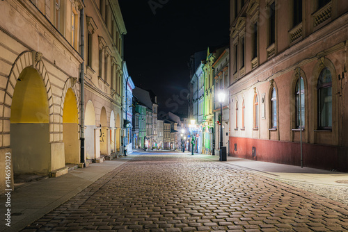 Obraz na płótnie Stare miasto w Cieszynie na Śląsku w Polsce, nocą w okresie Świąt Bożego Narodzenia w salonie