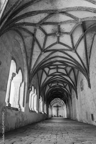 Kreuzgang mit Kreuzrippengewölbe Welfenmünster Steingaden