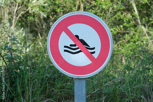 Panneau interdiction de se baigner