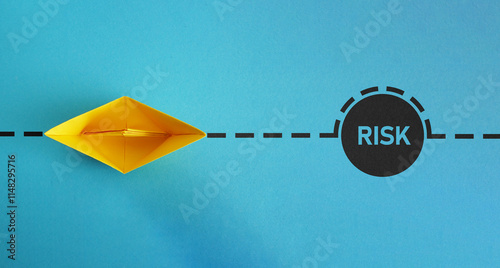 Slika na platnu Overcoming challenges and navigating uncertainty