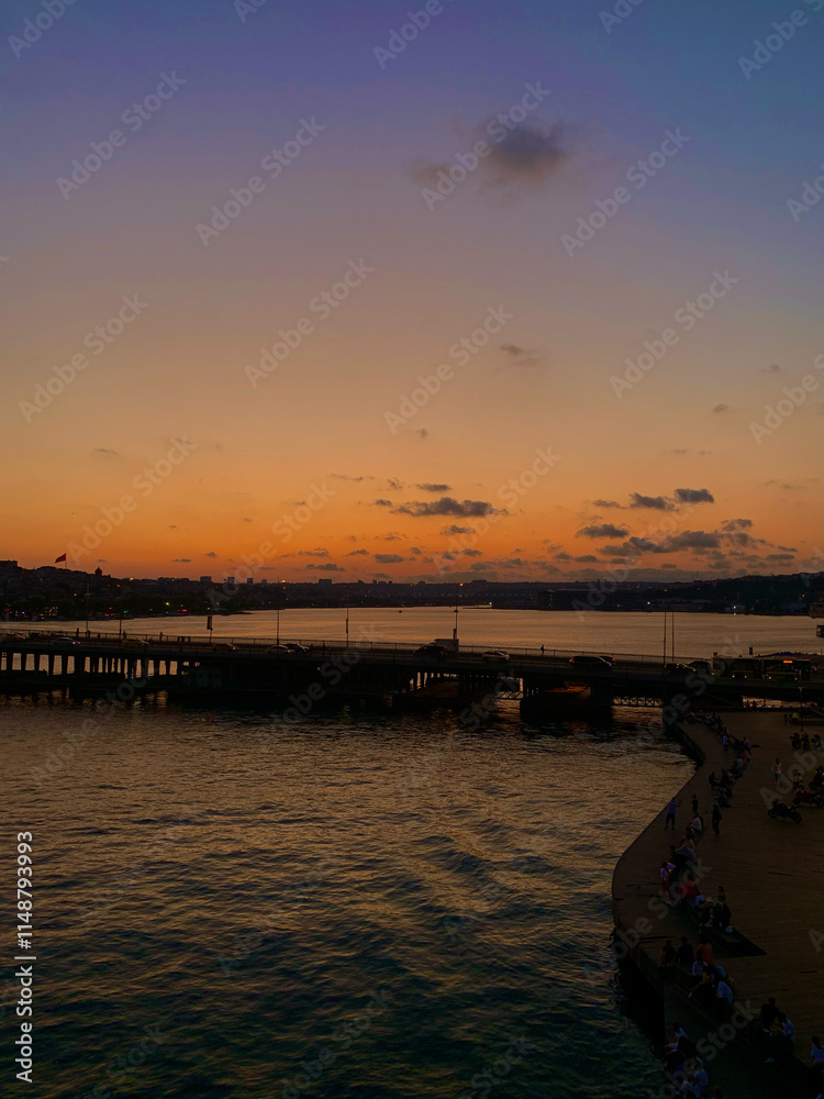 Obraz premium sunset bridge