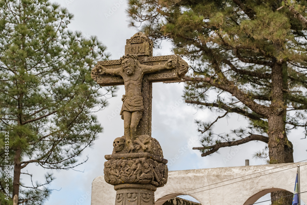 Cruz de Tejeda, an old stone cross marking the center of Gran Canaria, Spain Cruz de Tejeda, an old stone cross marking the center of Gran Canaria, Spain
