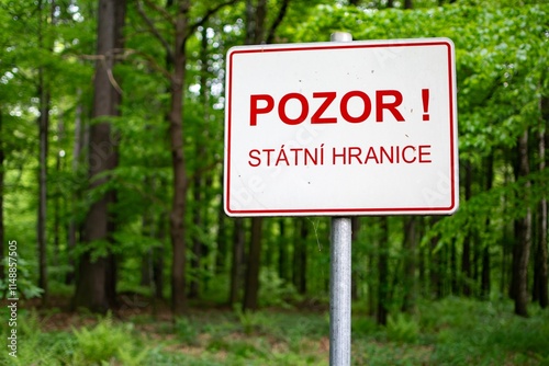 Obraz na płótnie Warning sign BEWARE, NATIONAL BORDER written in Czech w salonie