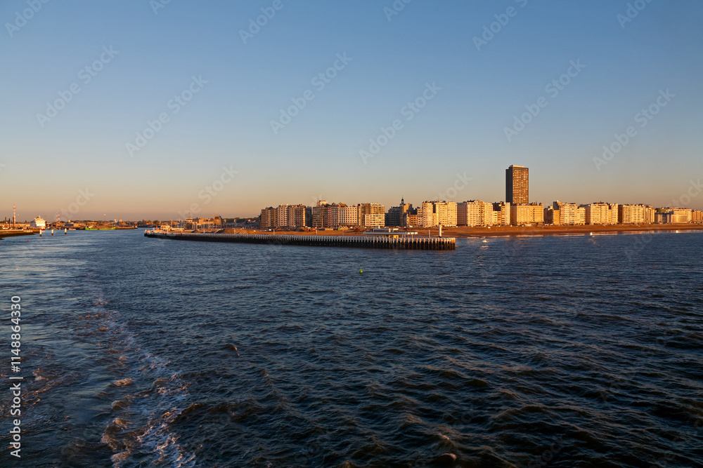 Fototapeta premium City of Ostend in the rays of the sunset