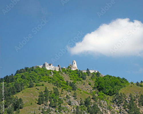 Obraz na płótnie Ruins of Cachtice Castle, Slovakia w salonie