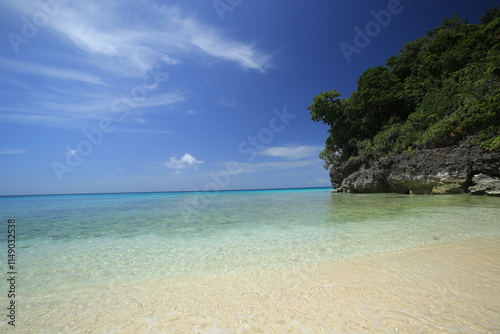 Obraz na płótnie Phuket province,Phuket lies off the west coast of mainland Thailand in the Andaman Sea. Phuket Island is connected by the Sarasin Bridge to Phang Nga province to the north.. w salonie