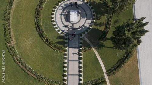 Çanakkale Şehitliği ve Türk Bayrakları