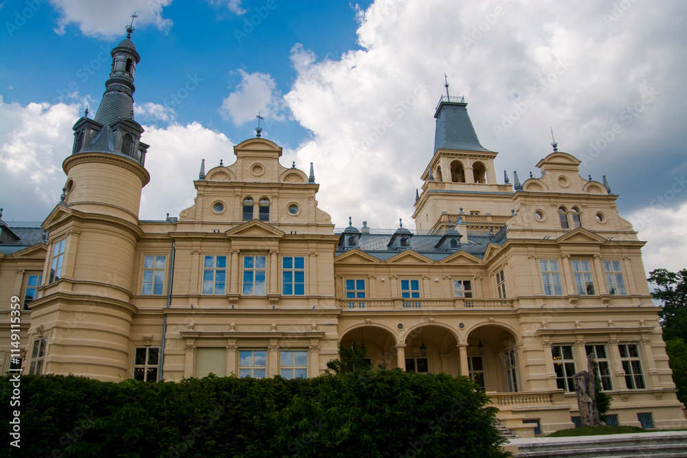 Fototapeta premium The building of the Wenckheim Palace in Hungary