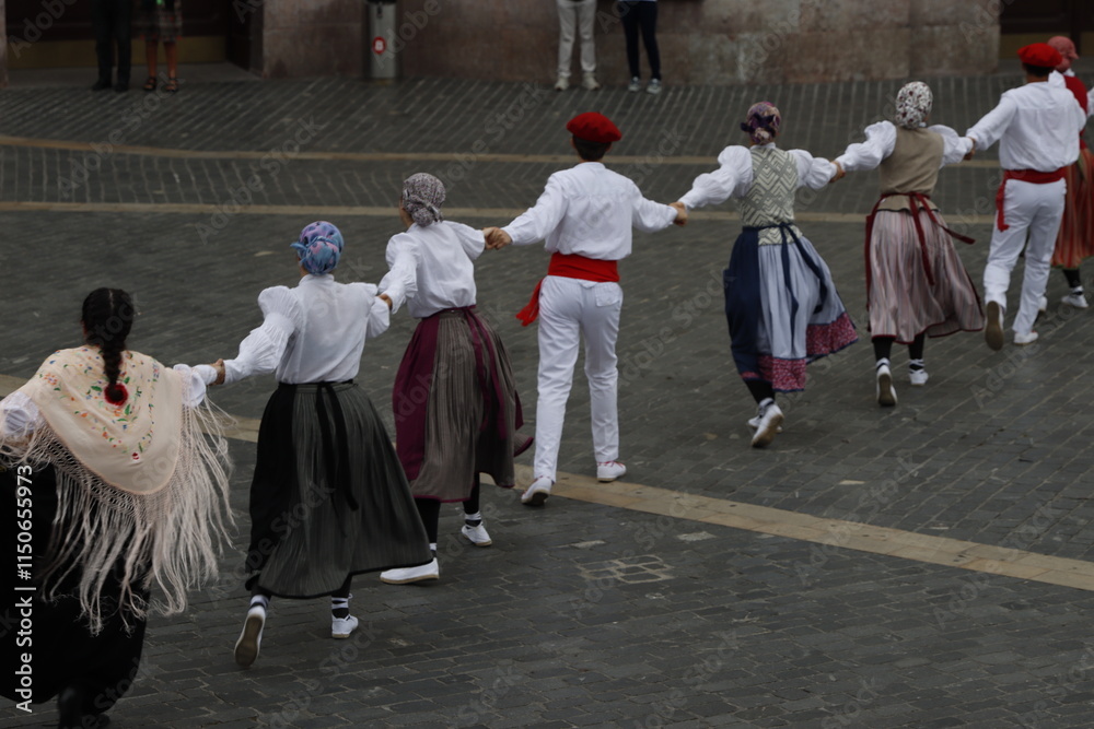 Basque folk dance peformance in an outdoor festival
Basque folk dance peformance in an outdoor festival