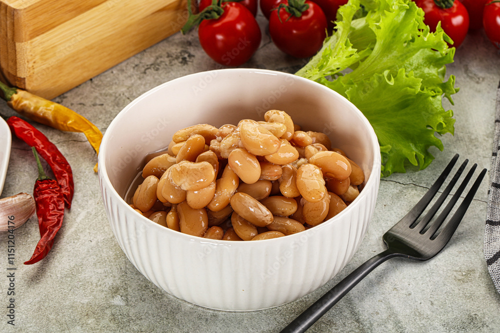 White canned beans in the bowl White canned beans in the bowl