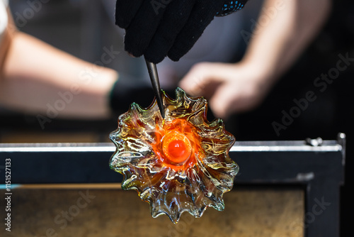 Tablou pe pânză Works of a glass blowing workshop